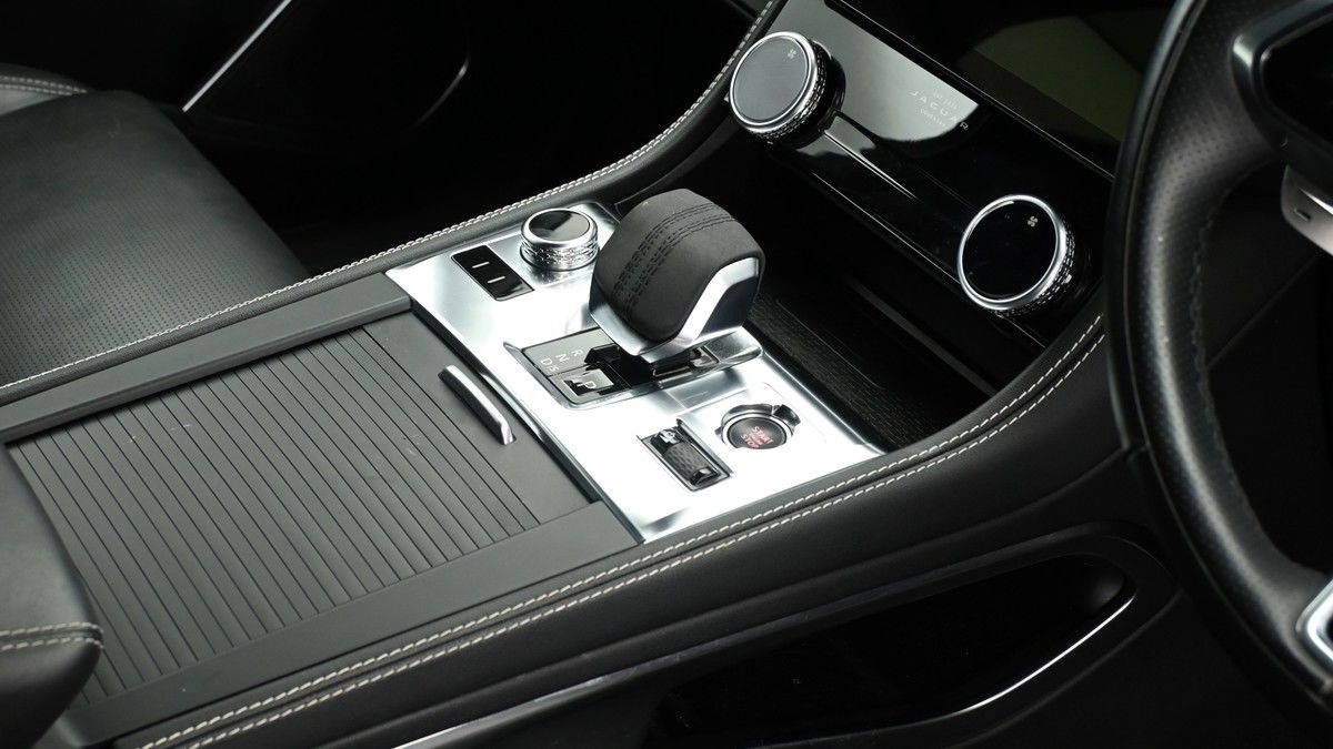 Used Jaguar F-Pace 2021 for sale - 76768957: Photo 18