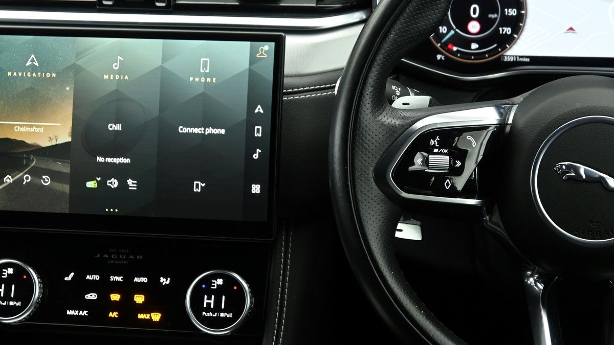 Used Jaguar F-Pace 2021 for sale - 76768957: Photo 22