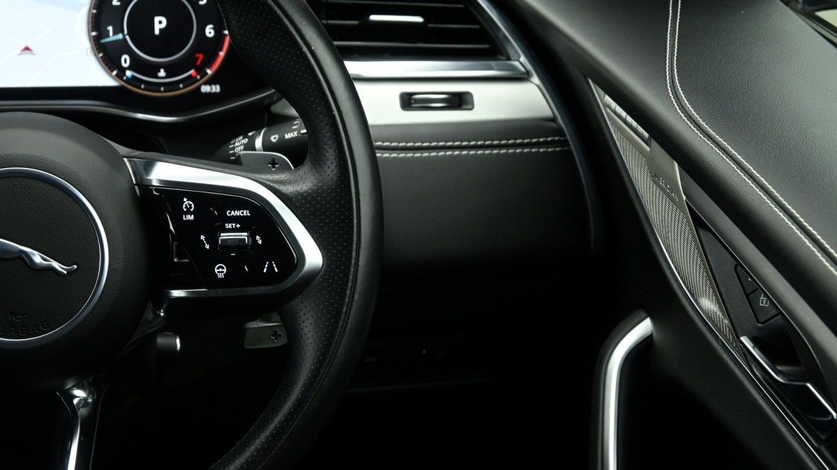 Used Jaguar F-Pace 2021 for sale - 76768957: Photo 24