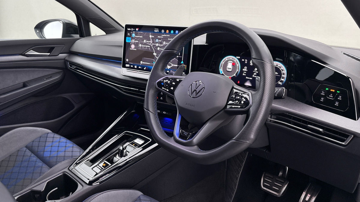 Used Volkswagen Golf 2025 for sale - 77535700: Photo 5