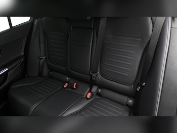 Used Mercedes-Benz C-Class 2024 for sale - 75322001: Photo
