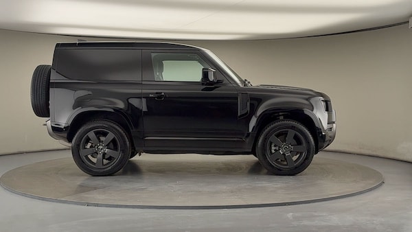Used Land Rover Defender 90 2024 for sale - 76133365: Photo 16