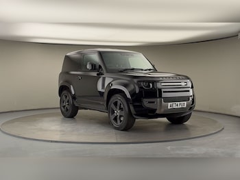 Used Land Rover Defender 90 2024 for sale - 76133365: Photo