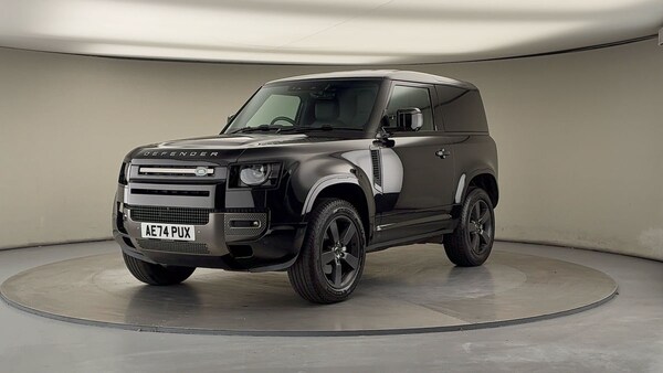 Used Land Rover Defender 90 2024 for sale - 76133365: Photo 30