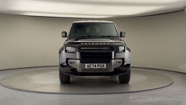 Used Land Rover Defender 90 2024 for sale - 76133365: Photo 3