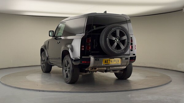 Used Land Rover Defender 90 2024 for sale - 76133365: Photo 42