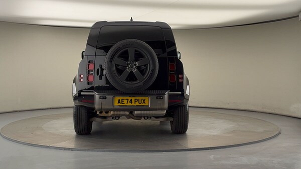 Used Land Rover Defender 90 2024 for sale - 76133365: Photo 4