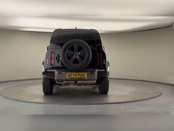 Used Land Rover Defender 90 2024 for sale - 76133365: Photo