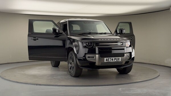 Used Land Rover Defender 90 2024 for sale - 76133365: Photo 52