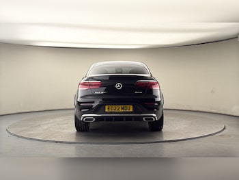 Used Mercedes-Benz GLC 2021 for sale - 77643445: Photo