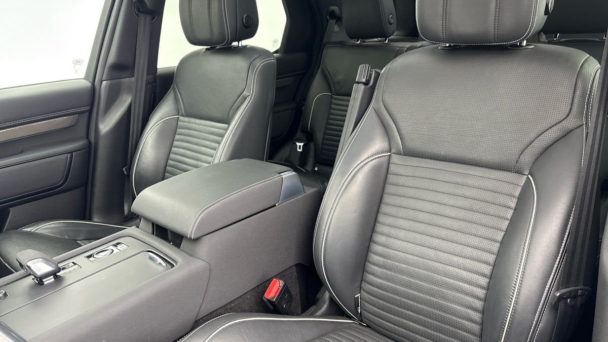 Used Land Rover Discovery 2022 for sale - 76643158: Photo 7