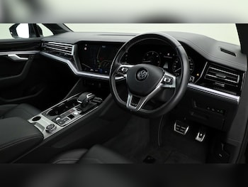 Used Volkswagen Touareg 2020 for sale - 75243722: Photo