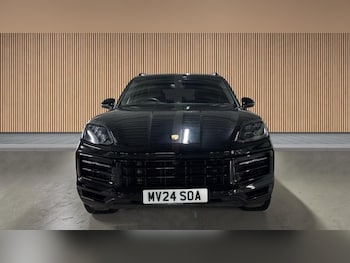 Used Porsche Cayenne 2024 for sale - 78888197: Photo