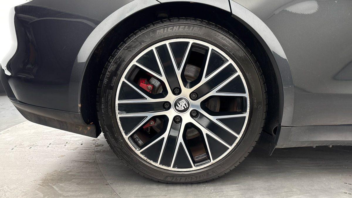 Used Porsche Taycan 2021 for sale - 76630372: Photo 10