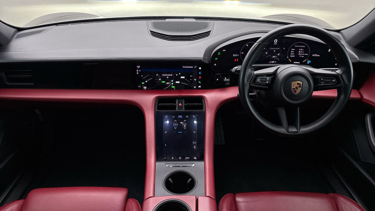 Used Porsche Taycan 2021 for sale - 76630372: Photo 12