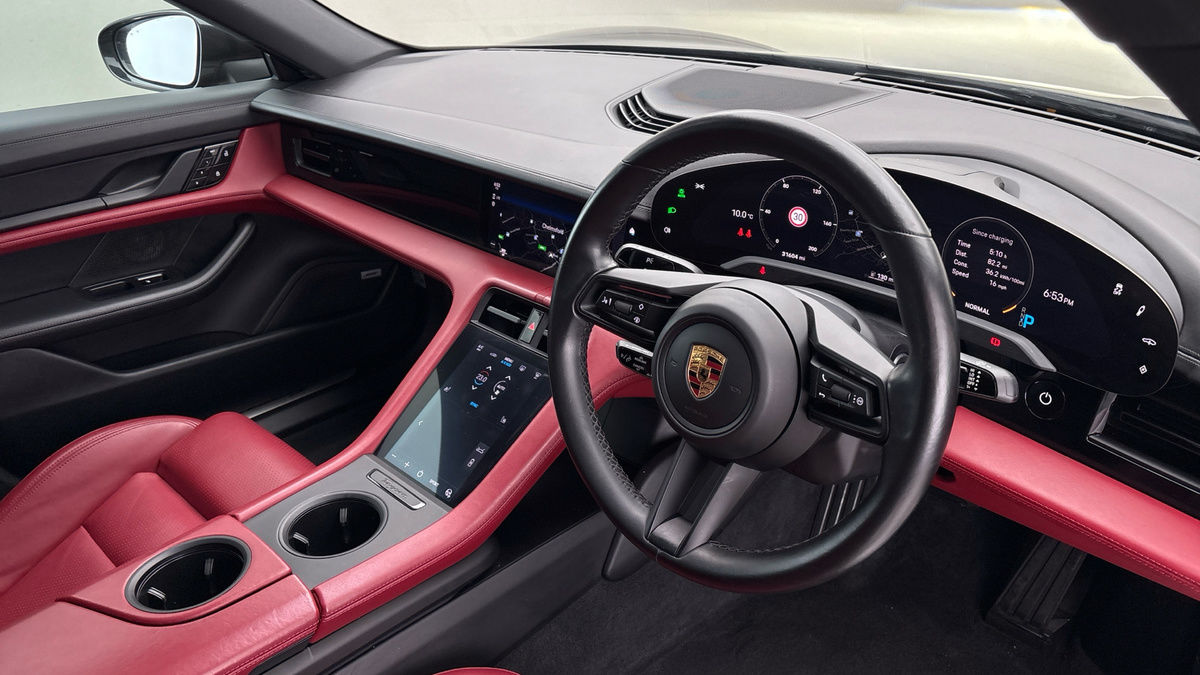 Used Porsche Taycan 2021 for sale - 76630372: Photo 5