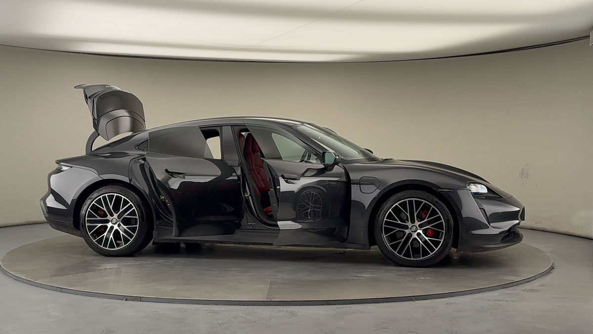 Used Porsche Taycan 2021 for sale - 76630372: Photo 59