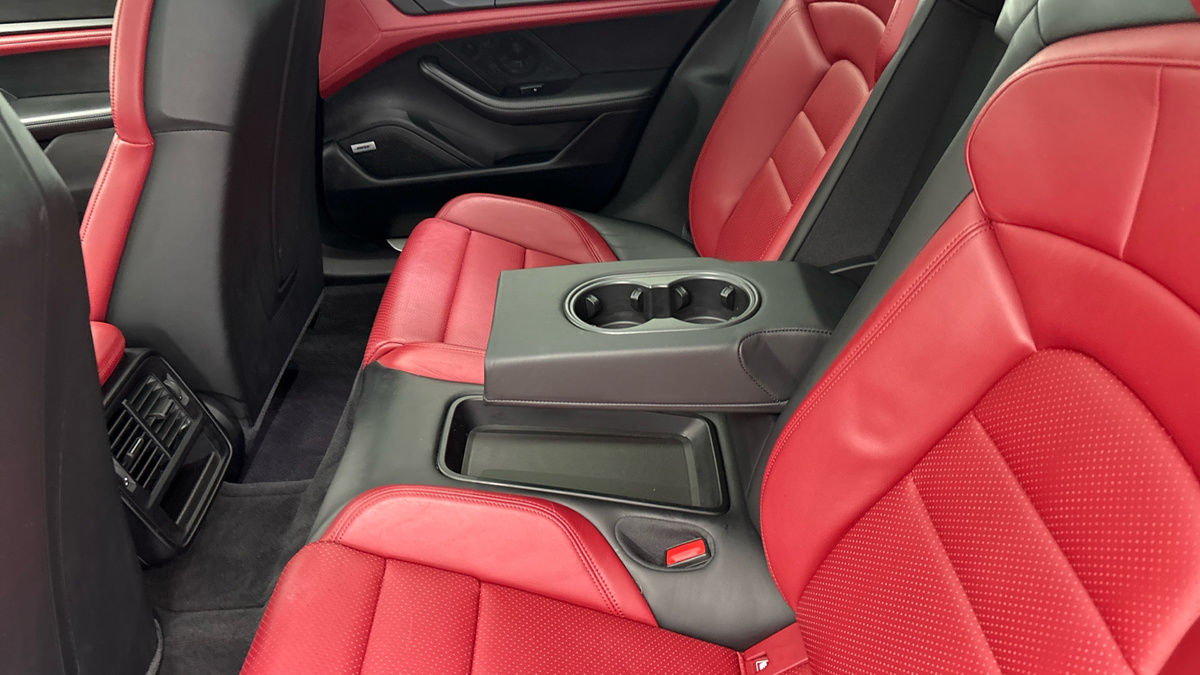 Used Porsche Taycan 2021 for sale - 76630372: Photo 9