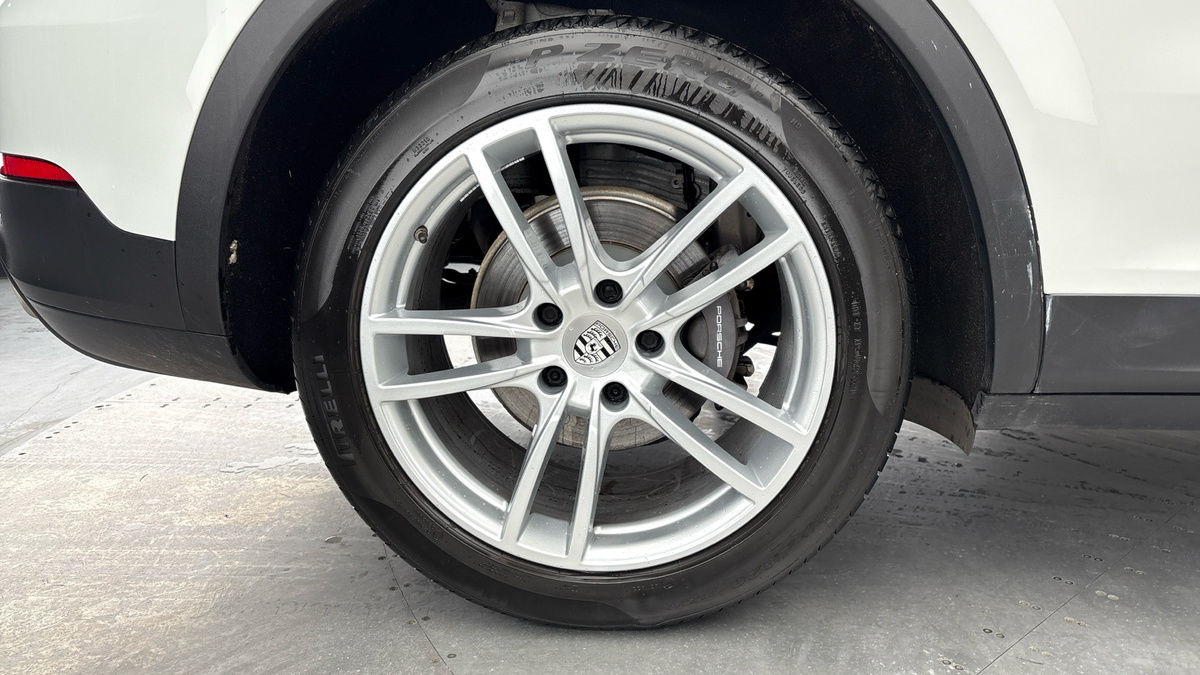 Used Porsche Cayenne 2021 for sale - 77668177: Photo 10