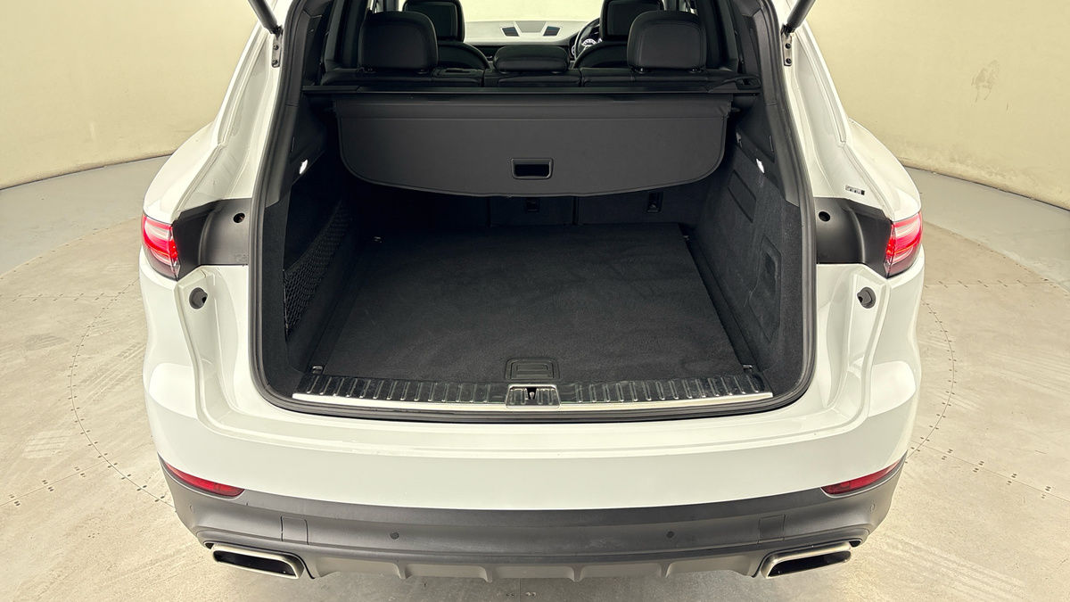 Used Porsche Cayenne 2021 for sale - 77668177: Photo 11