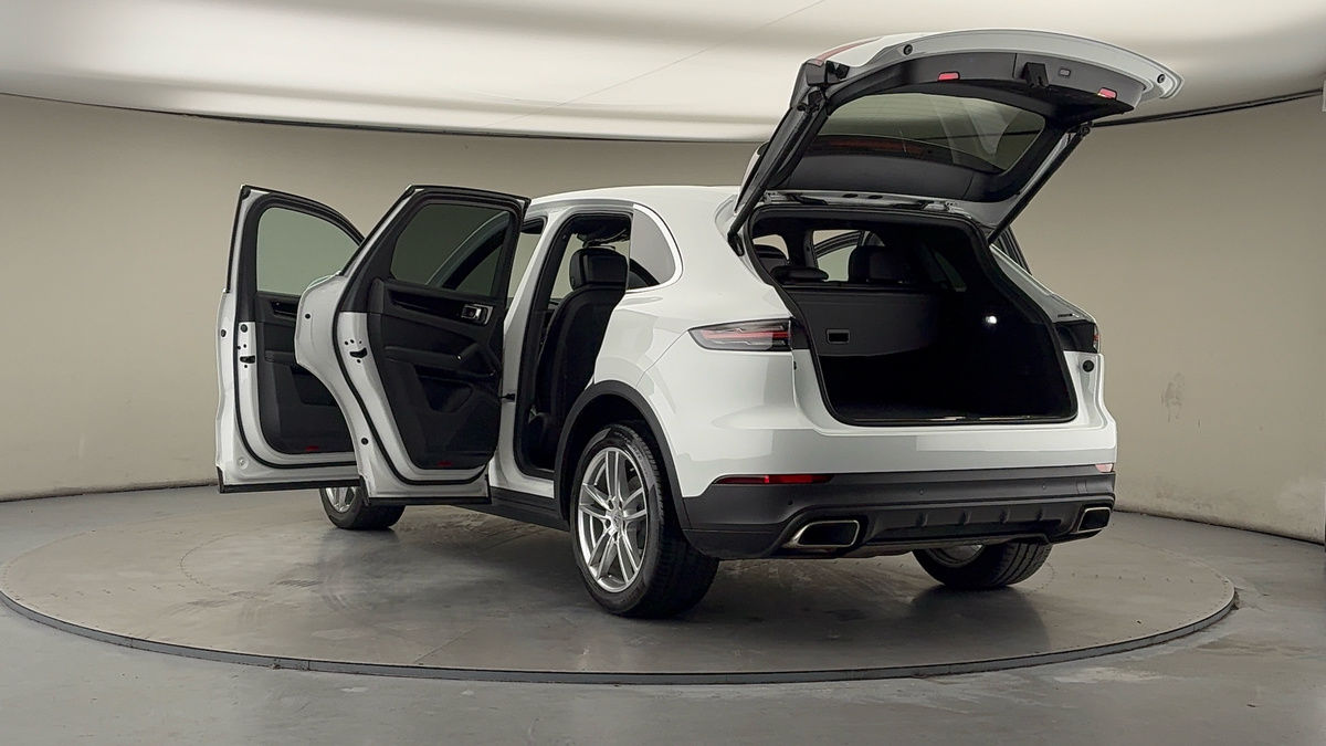 Used Porsche Cayenne 2021 for sale - 77668177: Photo 23