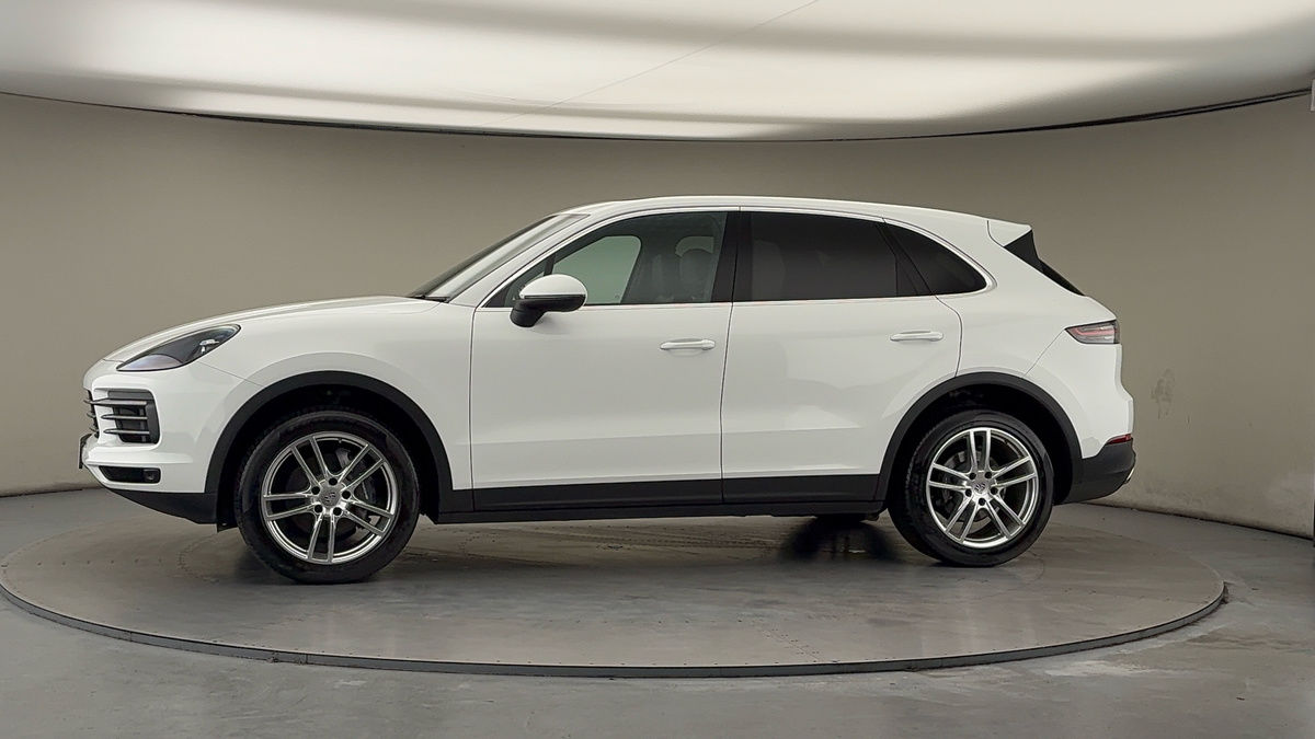 Used Porsche Cayenne 2021 for sale - 77668177: Photo 28