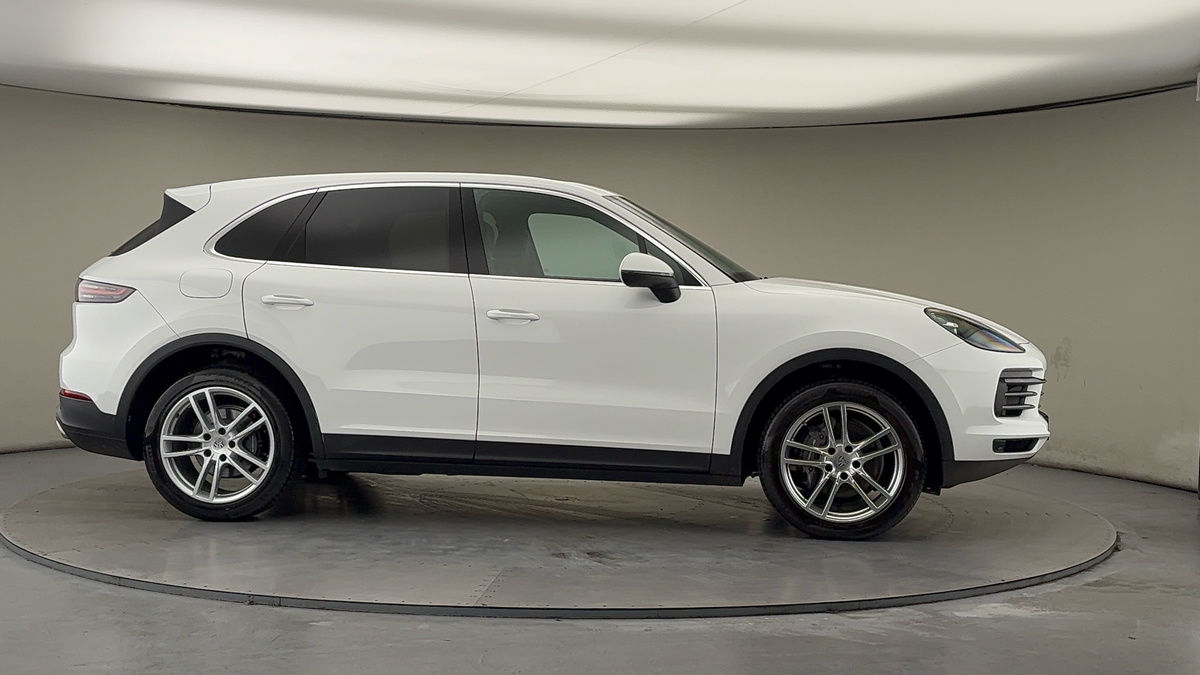 Used Porsche Cayenne 2021 for sale - 77668177: Photo 36