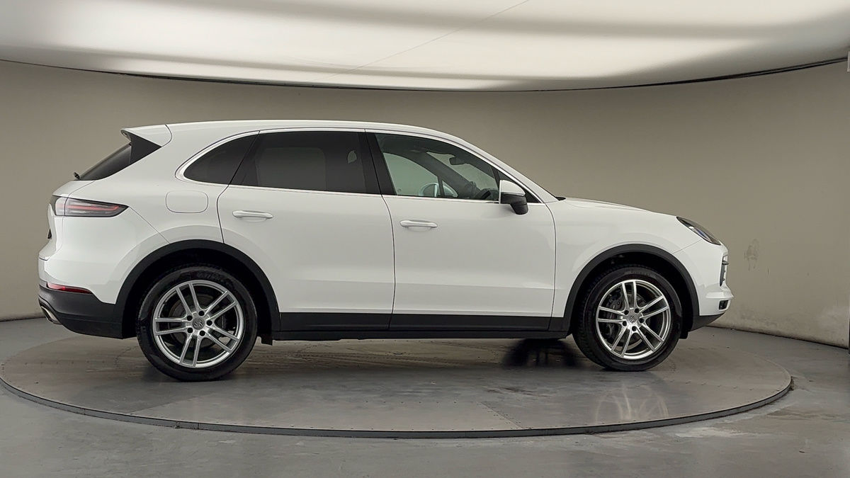 Used Porsche Cayenne 2021 for sale - 77668177: Photo 37