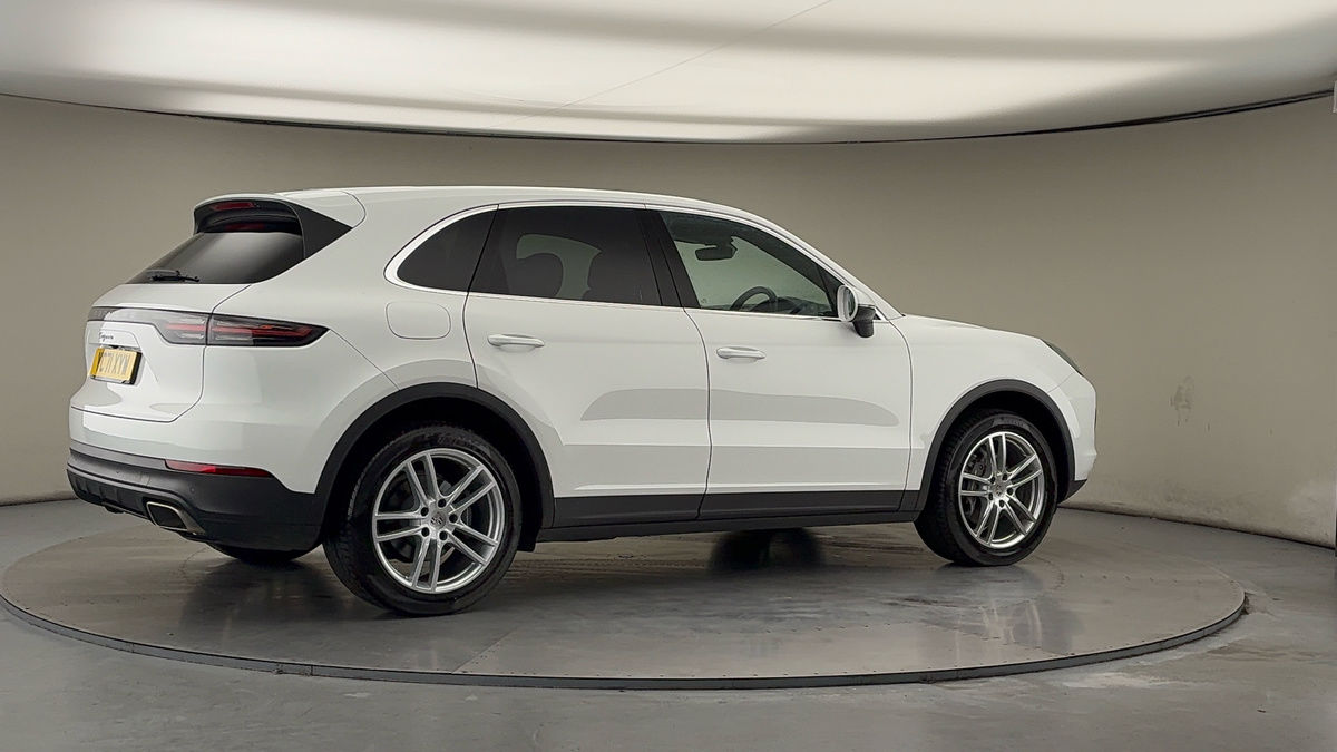 Used Porsche Cayenne 2021 for sale - 77668177: Photo 38