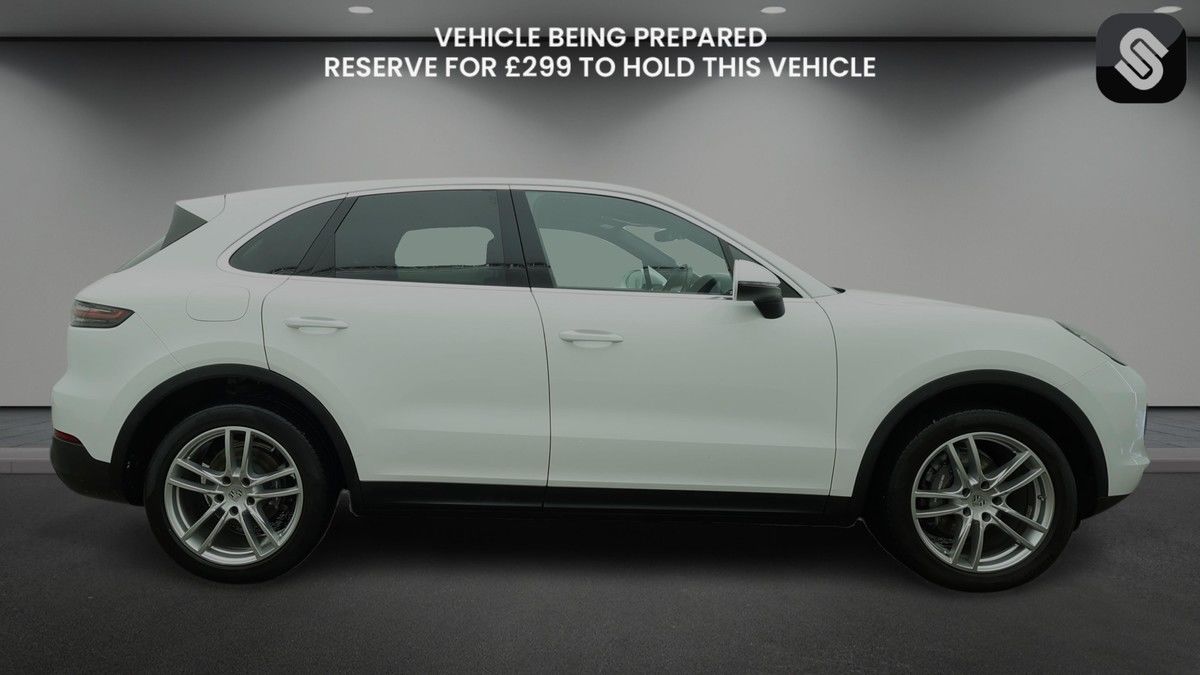 Used Porsche Cayenne 2021 for sale - 77668177: Photo 5