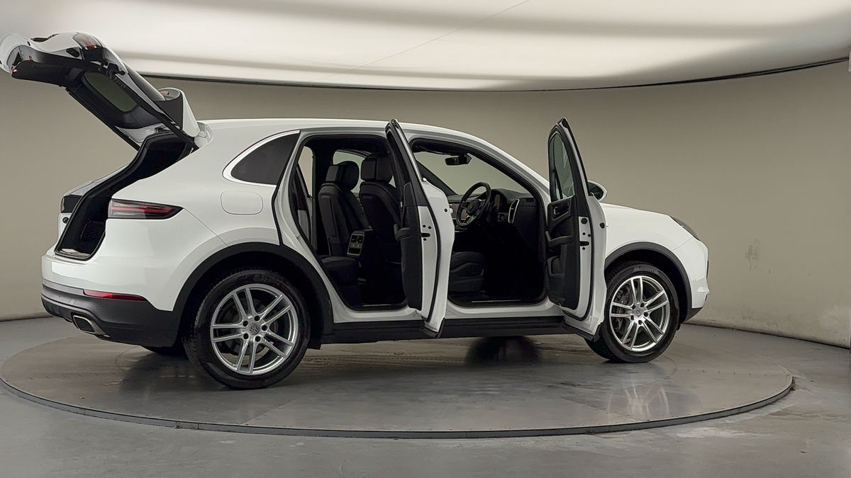 Used Porsche Cayenne 2021 for sale - 77668177: Photo 57