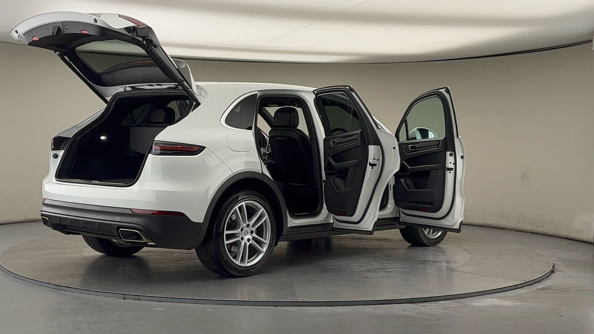 Used Porsche Cayenne 2021 for sale - 77668177: Photo 58