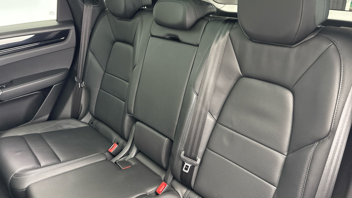 Used Porsche Cayenne 2021 for sale - 77668177: Photo 8