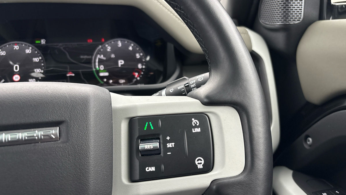 Used Land Rover Defender 110 2024 for sale - 76974104: Photo 14