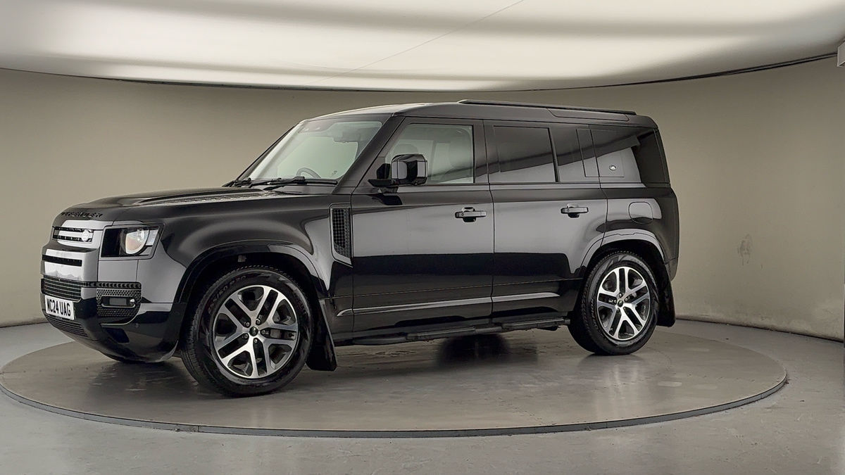 Used Land Rover Defender 110 2024 for sale - 76974104: Photo 29