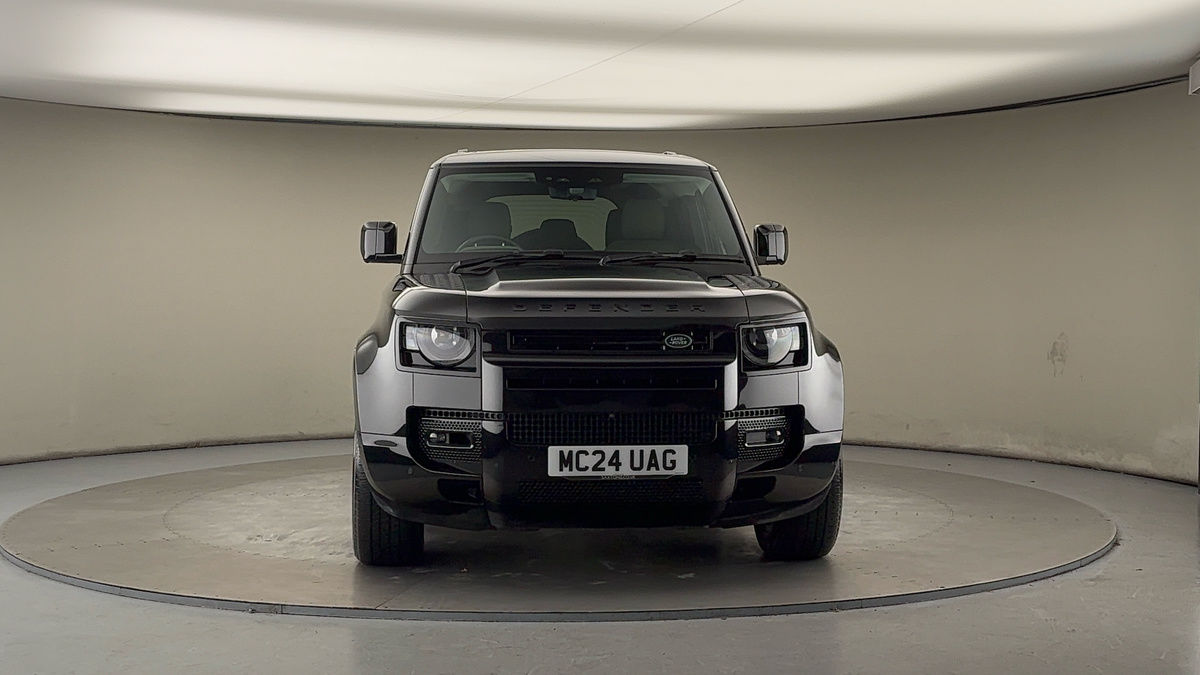 Used Land Rover Defender 110 2024 for sale - 76974104: Photo 32