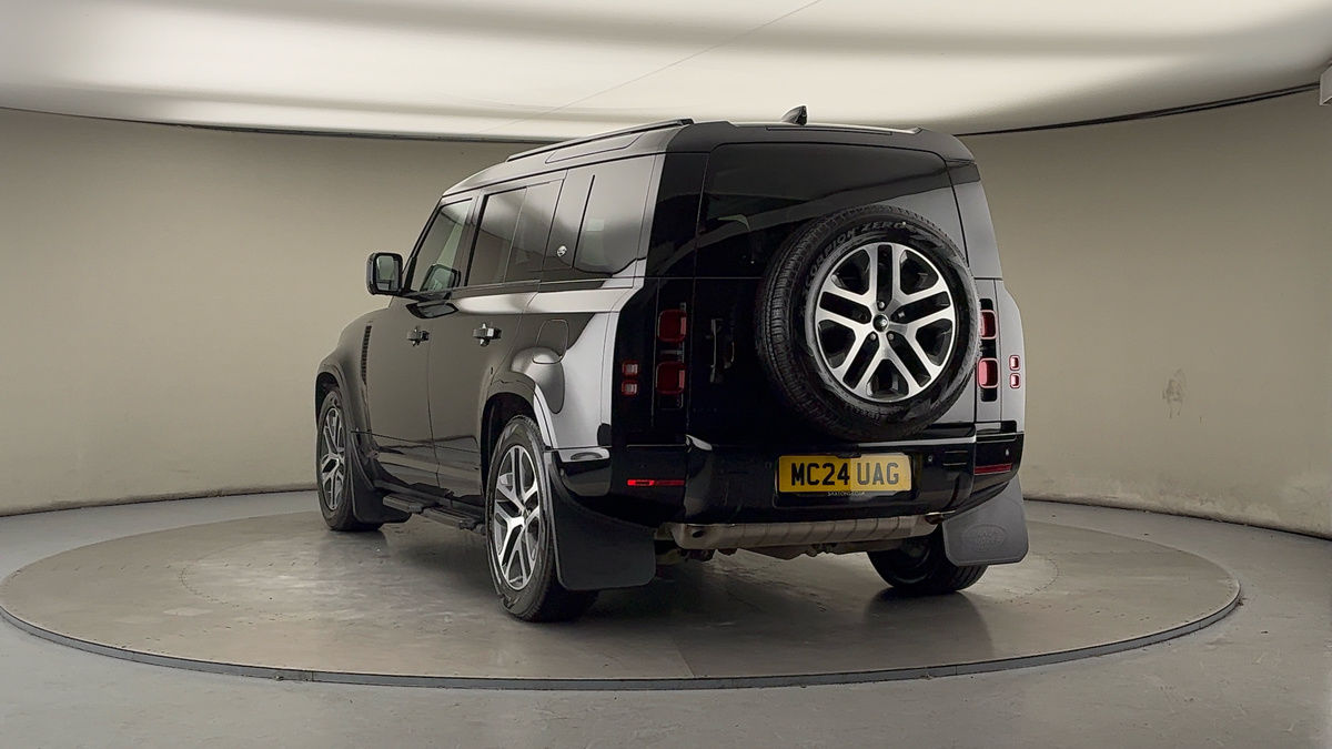 Used Land Rover Defender 110 2024 for sale - 76974104: Photo 42