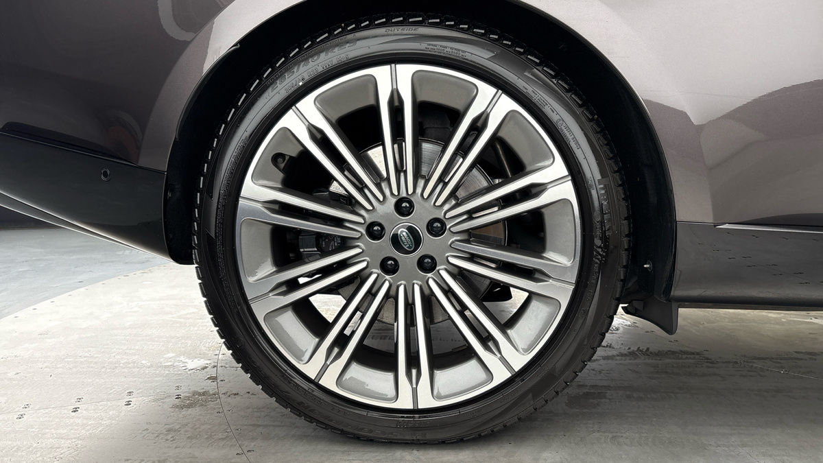 Used Land Rover Range Rover 2025 for sale - 76163839: Photo 10