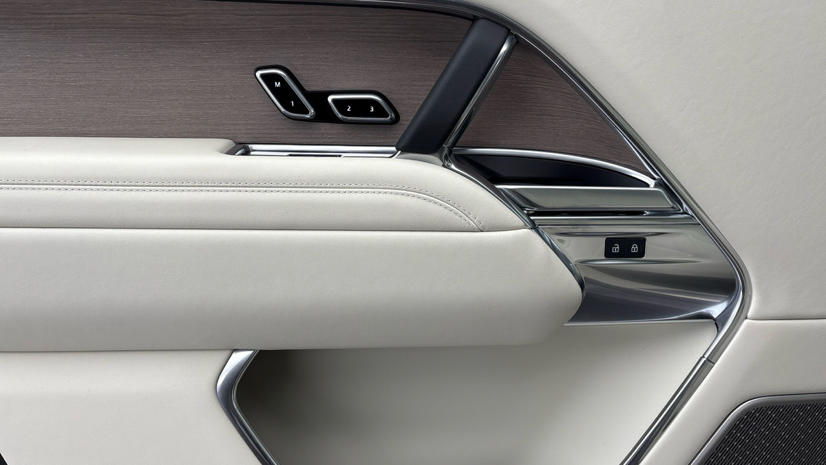 Used Land Rover Range Rover 2025 for sale - 76163839: Photo 19