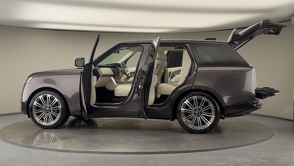 Used Land Rover Range Rover 2025 for sale - 76163839: Photo 56