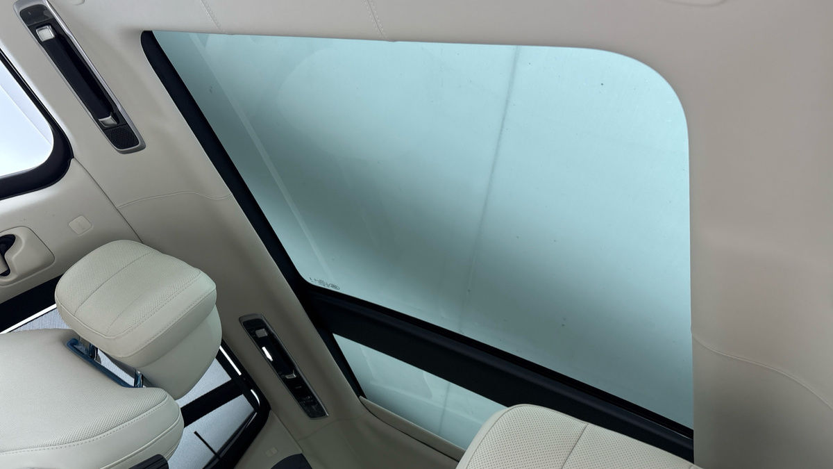 Used Land Rover Range Rover 2025 for sale - 76163839: Photo 6