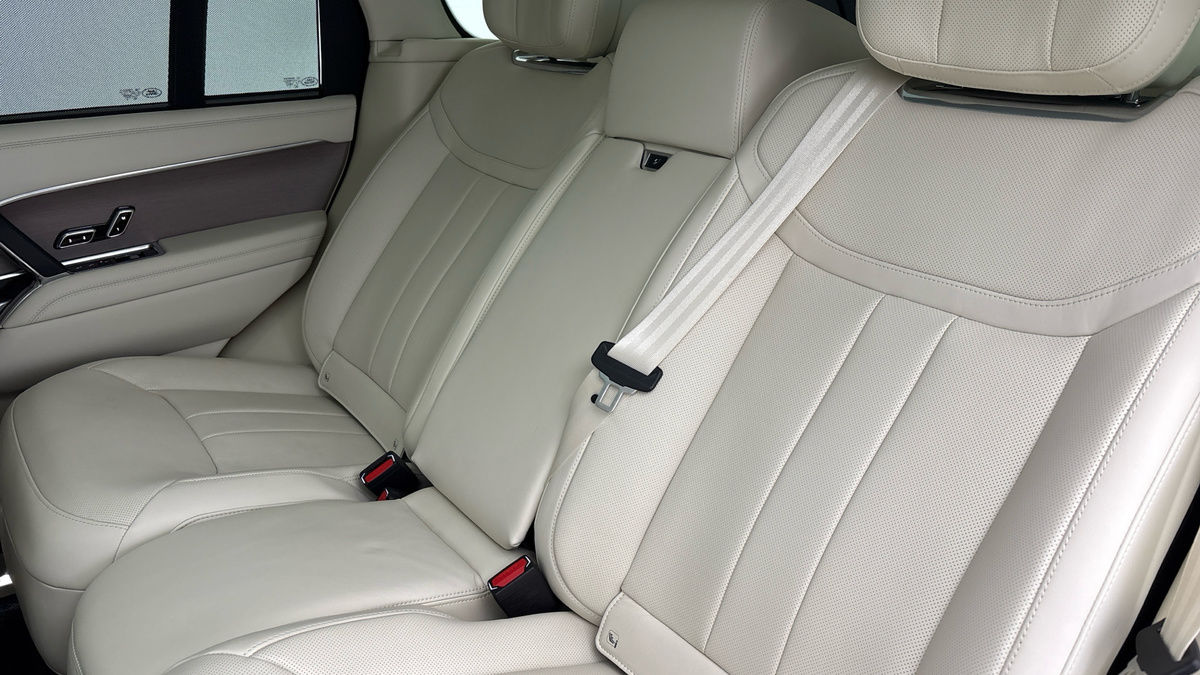 Used Land Rover Range Rover 2025 for sale - 76163839: Photo 8