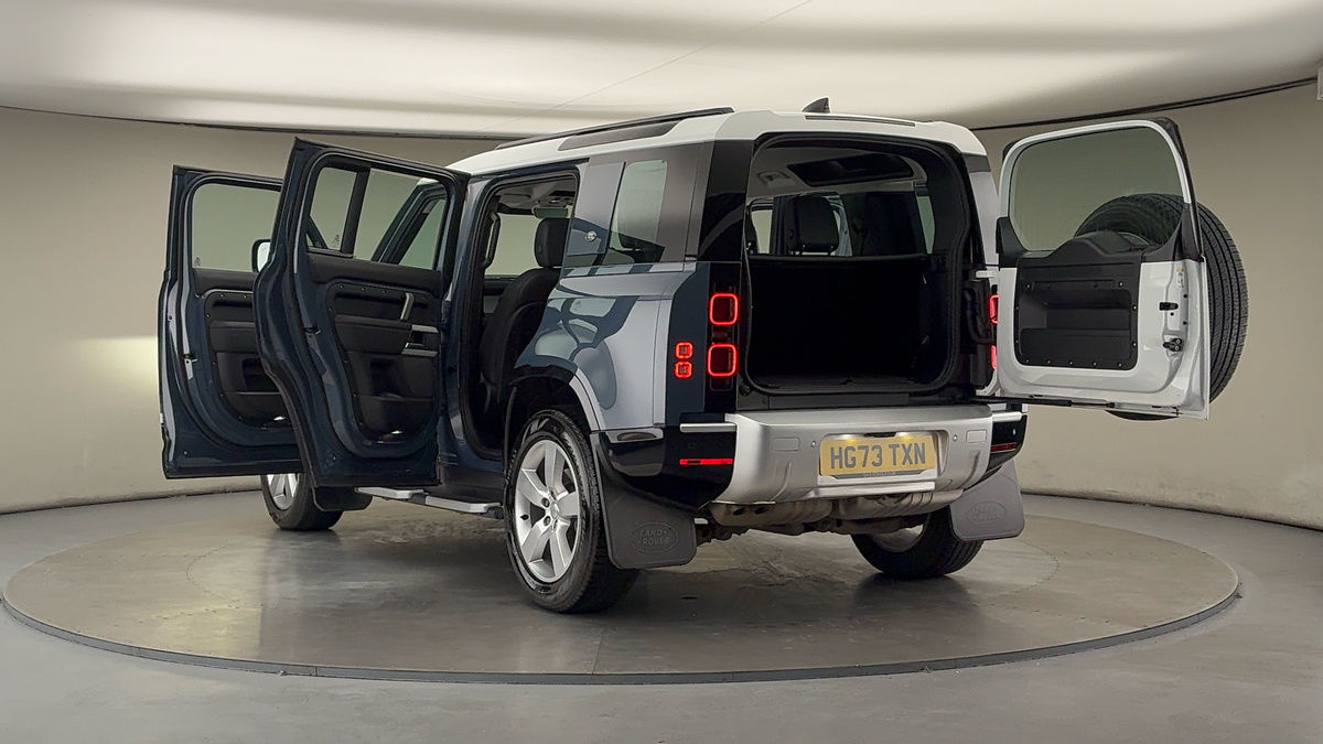 Used Land Rover Defender 110 2023 for sale - 76292318: Photo 23