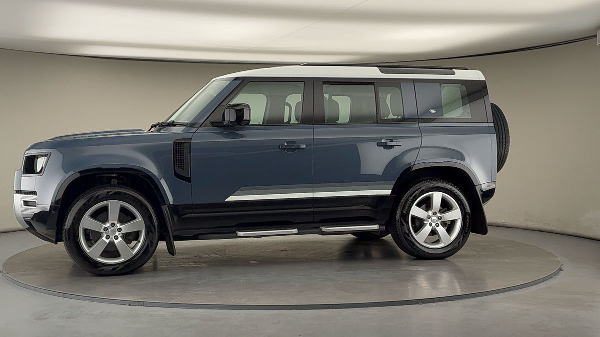 Used Land Rover Defender 110 2023 for sale - 76292318: Photo 29