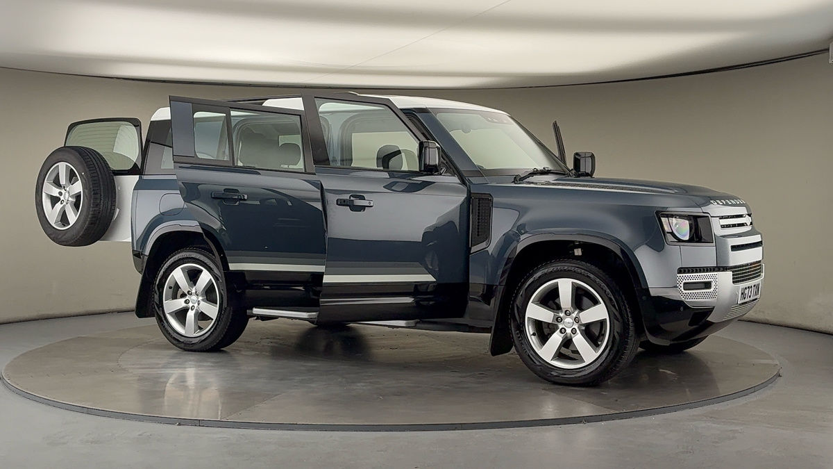 Used Land Rover Defender 110 2023 for sale - 76292318: Photo 55