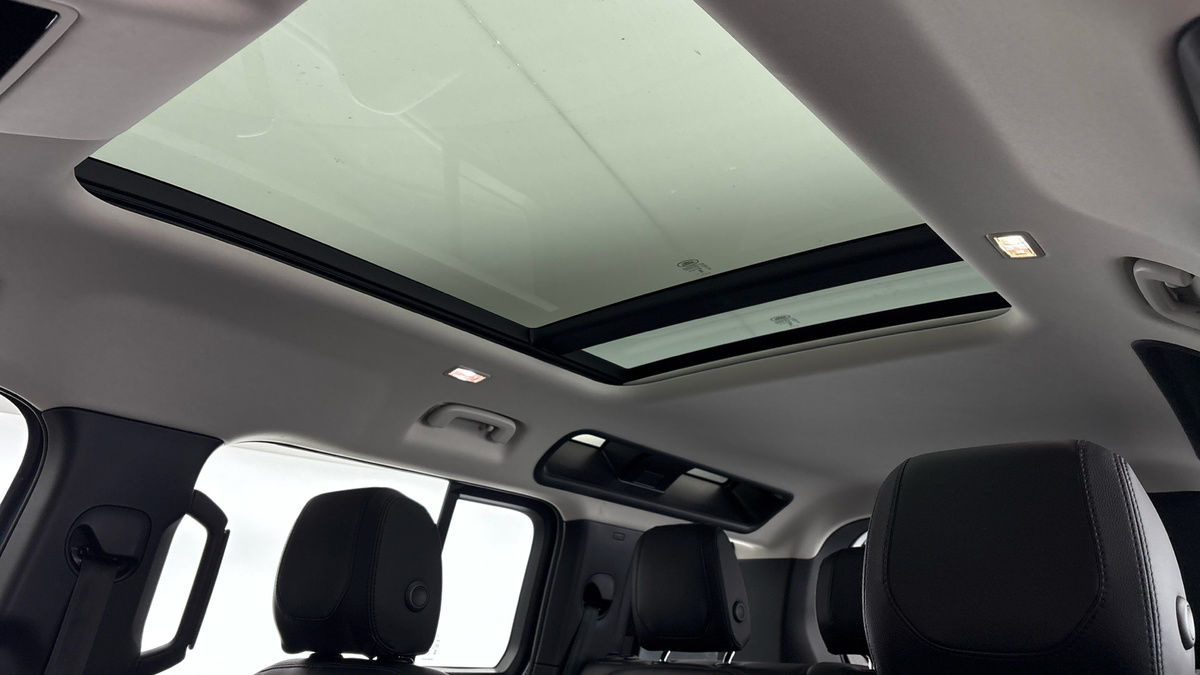 Used Land Rover Defender 110 2023 for sale - 76292318: Photo 6