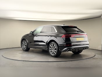Used Audi Q8 2025 for sale - 78111613: Photo