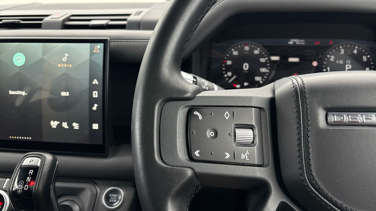 Used Land Rover Defender 110 2021 for sale - 76334562: Photo 13