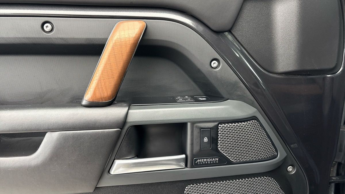 Used Land Rover Defender 110 2021 for sale - 76334562: Photo 19