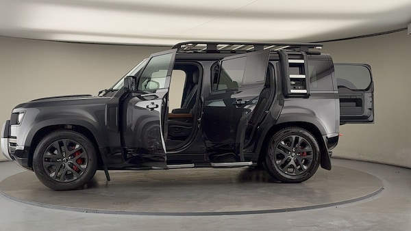 Used Land Rover Defender 110 2021 for sale - 76334562: Photo 51
